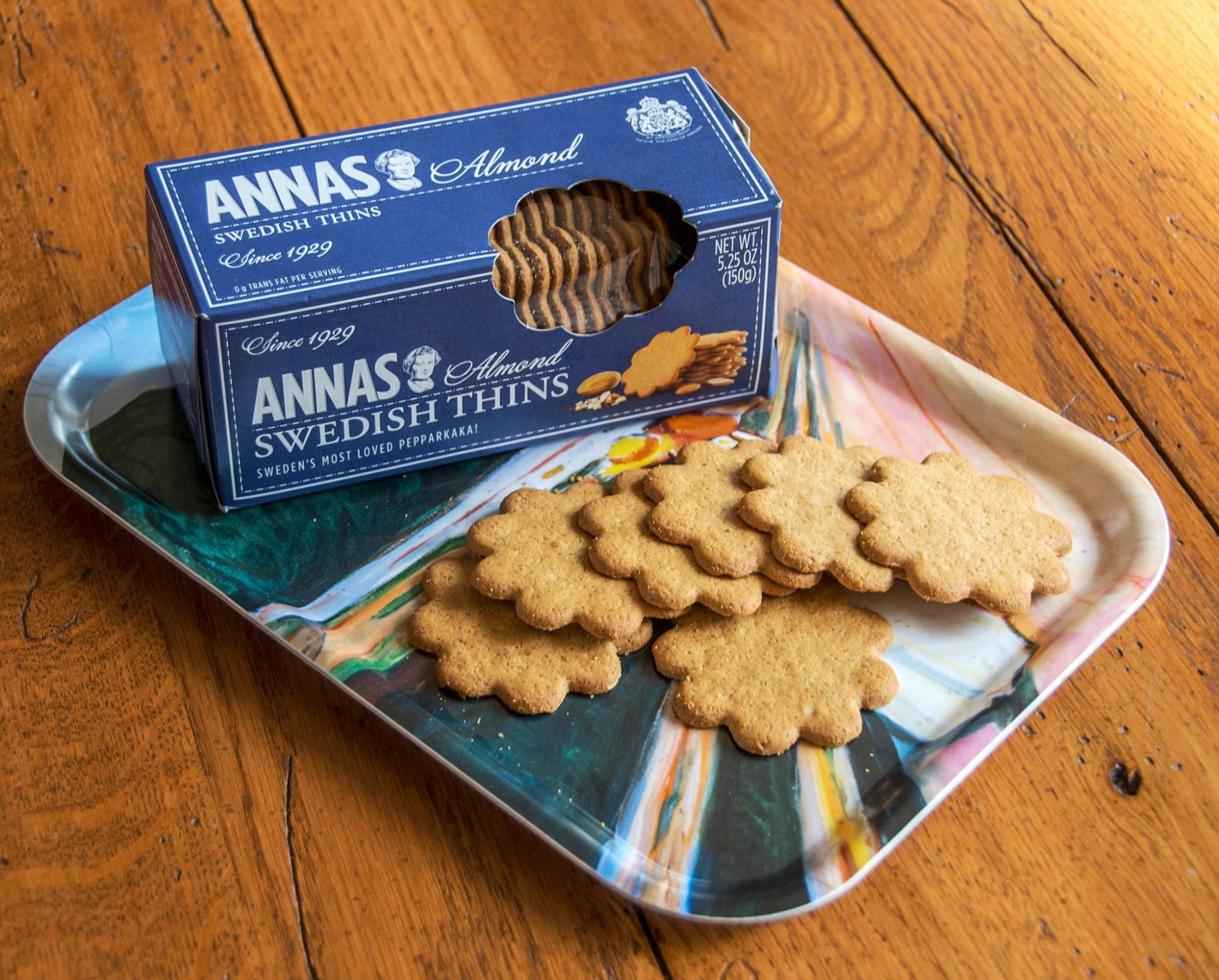 Anna’s Cookies: Almond Cinnamon Thins  |  Food Food Food