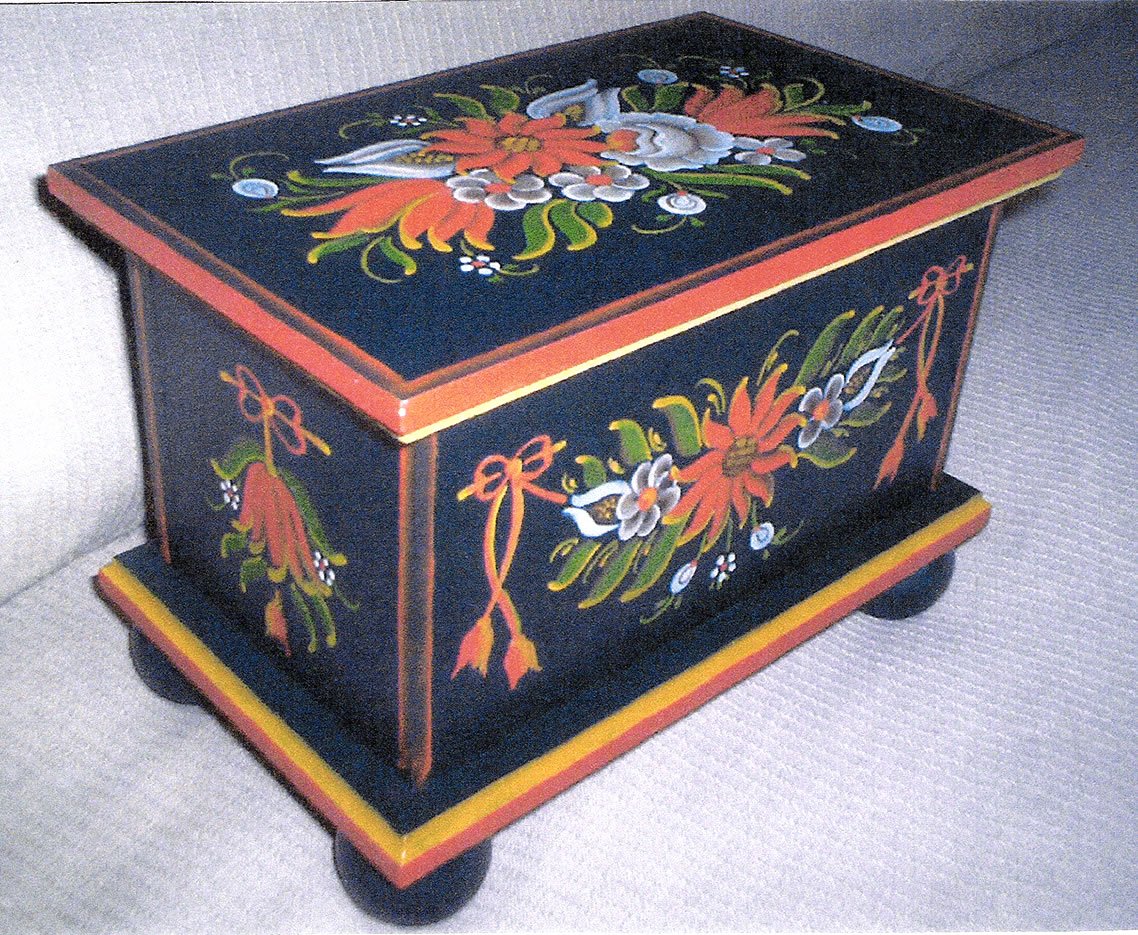 Valdres Lancaster Box Pattern by Sara Tollfeson  |  Rosemaling Folk Art Supplies Rosemaling